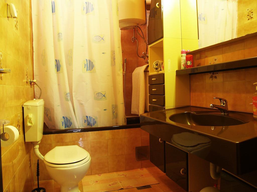 Roses Apartment Lukoran Экстерьер фото